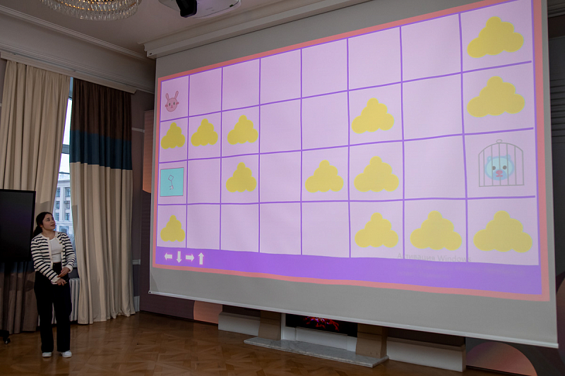 Петербургские школьники научились создавать интерфейсы для мобильных игр